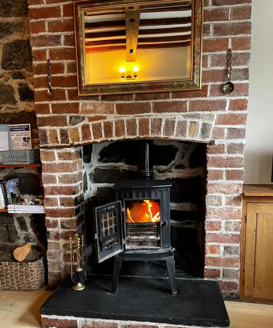 Annie'S Cottage Llanrhaeadr-ym-Mochnant 외부 사진